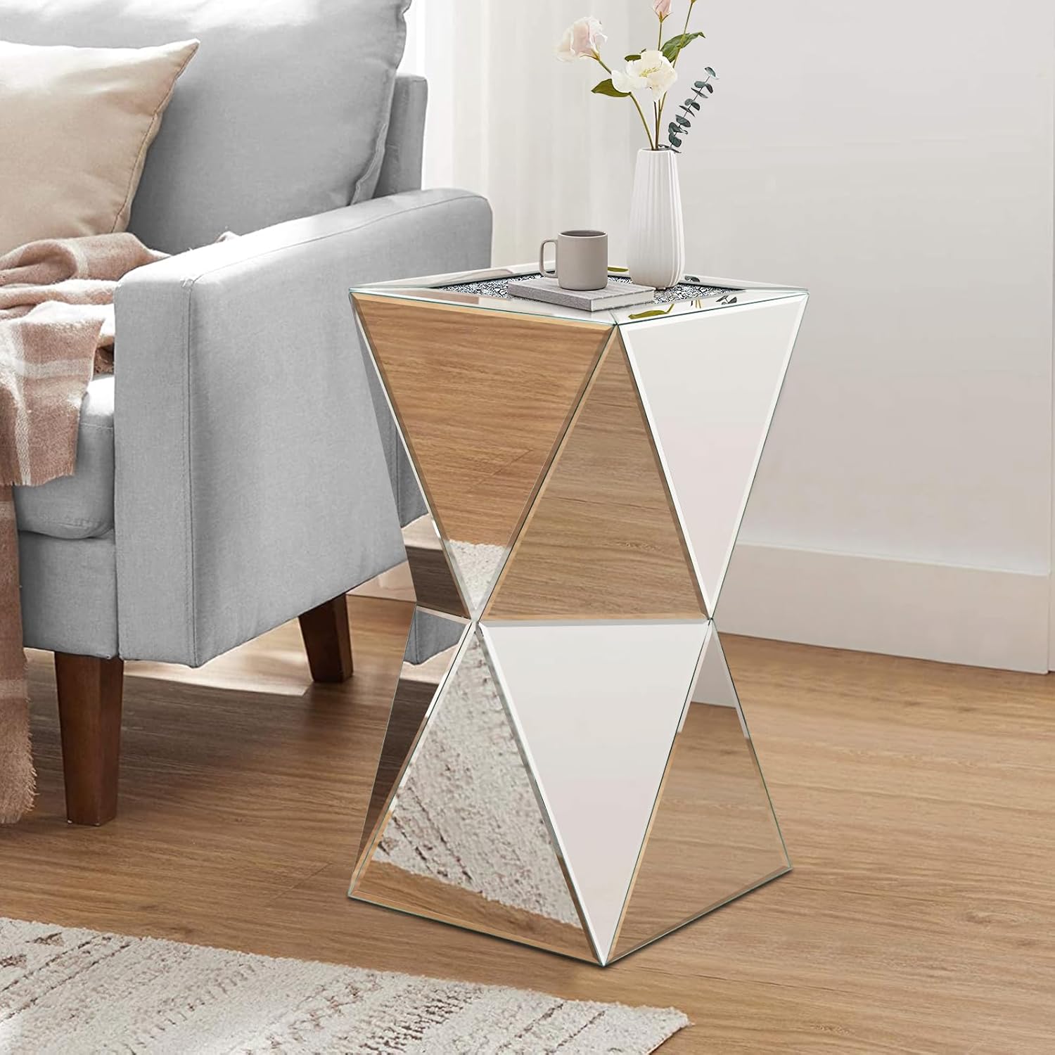 Pregaspor Sliver Mirrored End Table, Crushed Diamond Top Accent Side Table