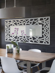 Distinctive style Venetian Mirror