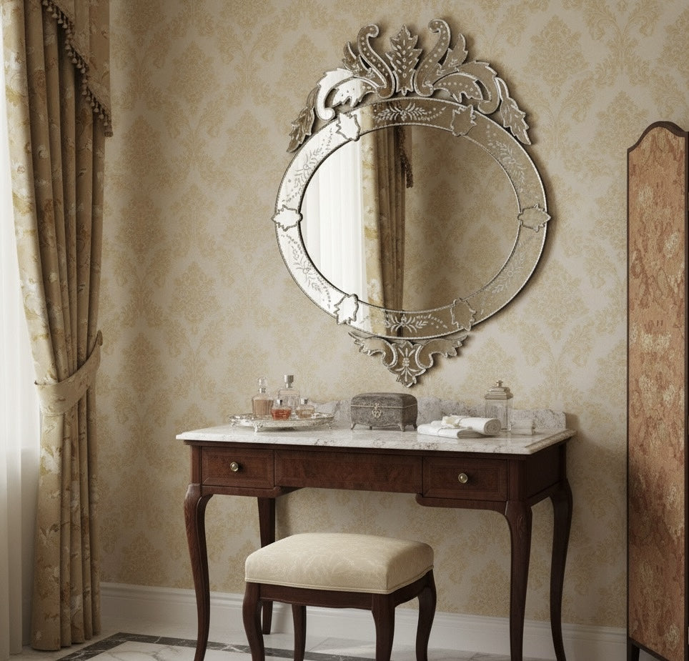 Santa Oval Antique Wall Venetian Mirror