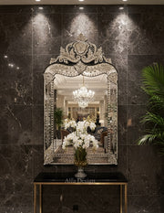 Sandy Model Wall Venetian Mirror