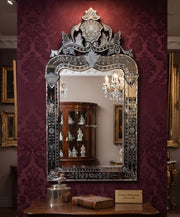 Sandy Model Wall Venetian Mirror