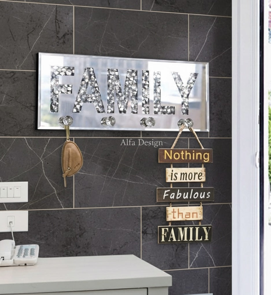 FAMLIY Letter Crush Diamond Mirrored Key Holder