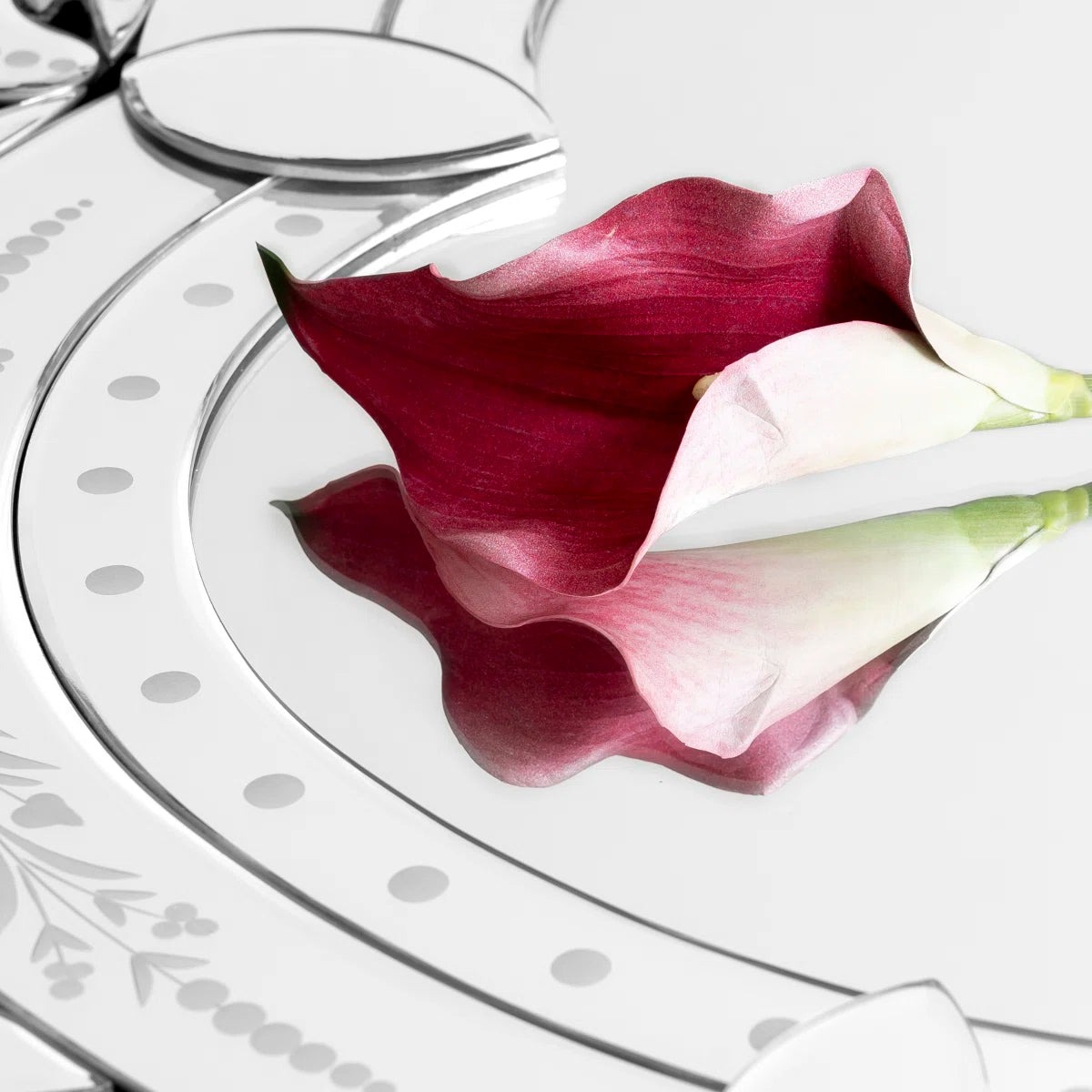 Wall Mirror Venetian-Inspired Heart-Shaped