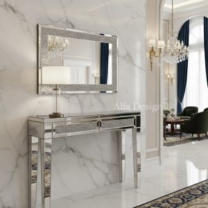Decorative Wall Mirror With Crushed Diamond Table